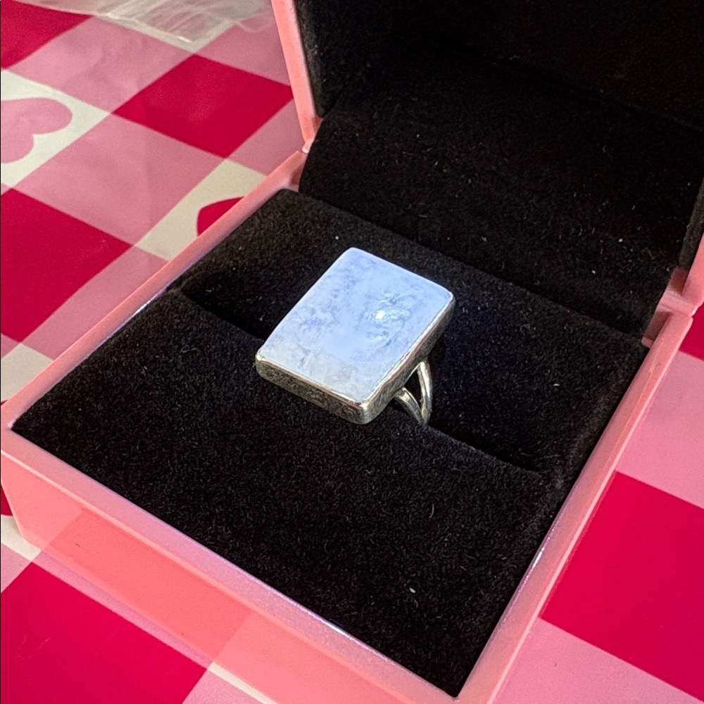Rectangular Moonstone Ring Sz
6 marked 925 - Picture 8 of 9